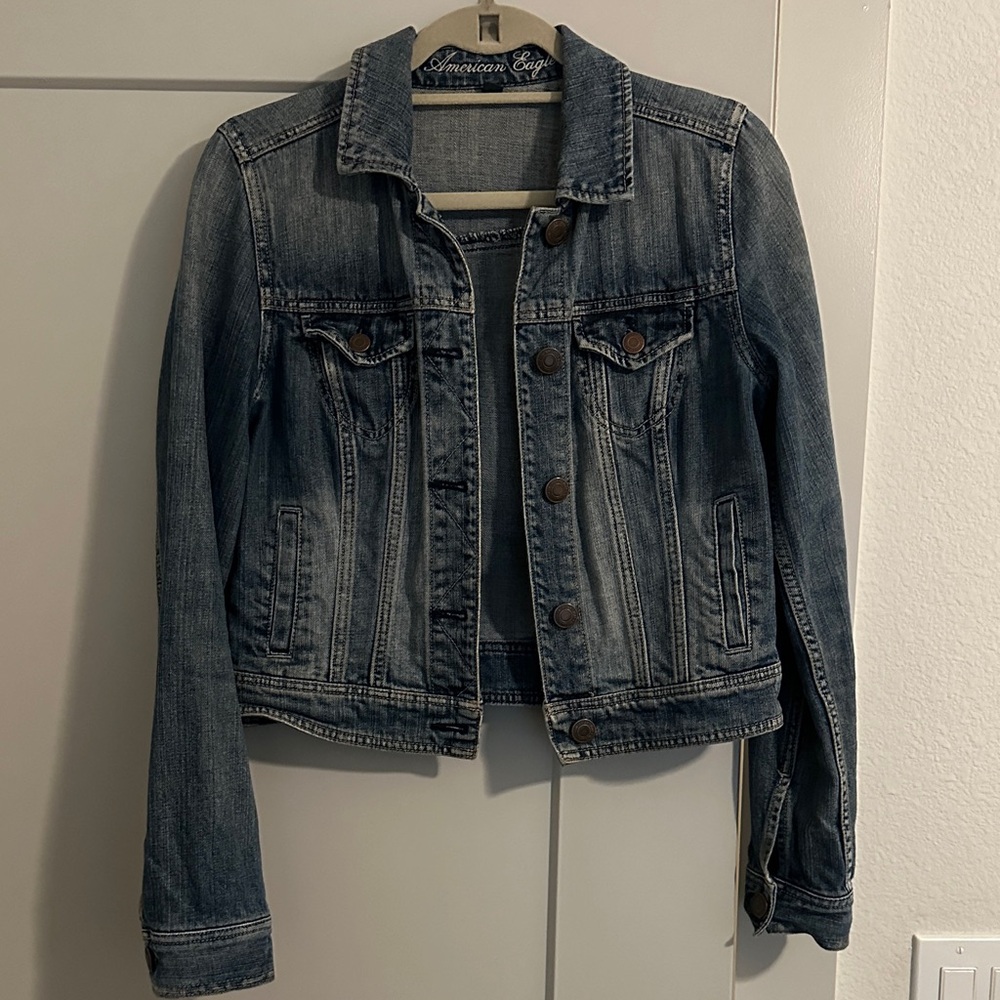 American Eagle Outfitters Dark Wash Jean Jacket